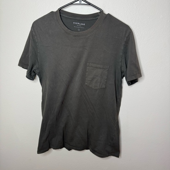 Everlane Men’s The Essential Organic Garment-Dyed Crew Short Sleeve Tee Shirt - Picture 5 of 10